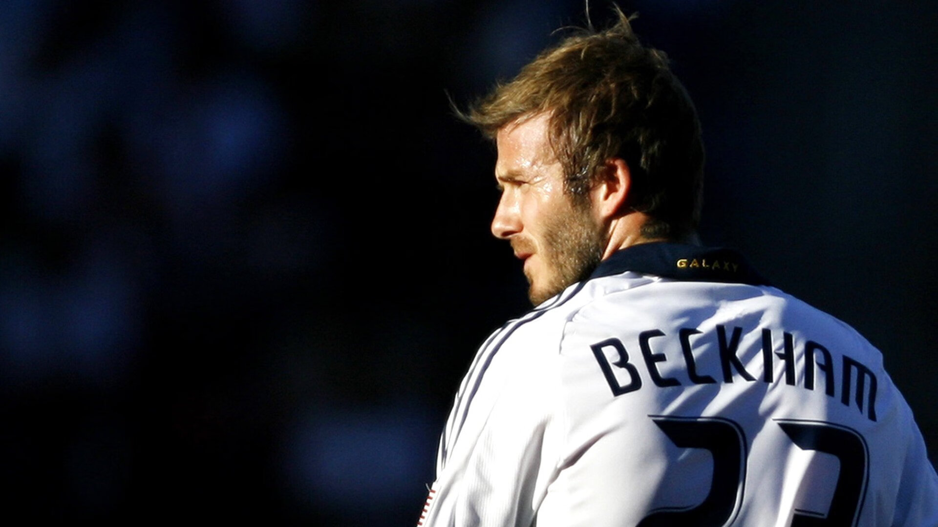 李恩：全黑队中场的灵魂人物，突破和防守兼备，李恩实比赛视频