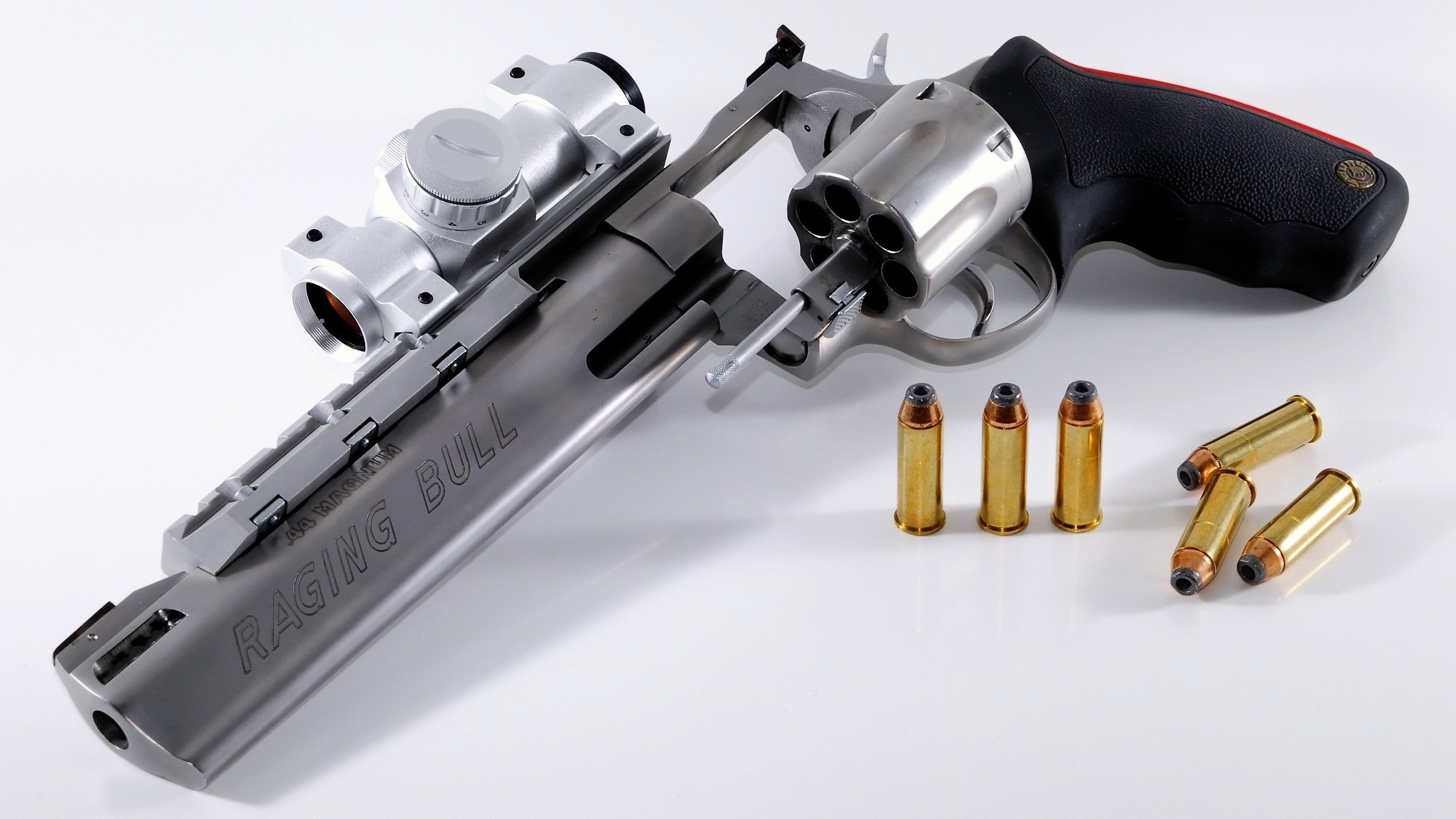 国际雪地摩托挑战赛，冰雪中极速驰骋的勇士，雪地摩托历史