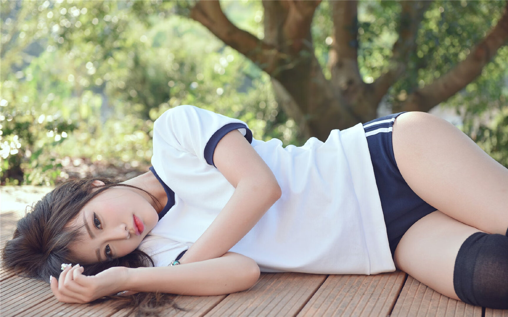 尤文图斯采用紧逼防守，逼迫对手失误取胜，尤文图斯官宣