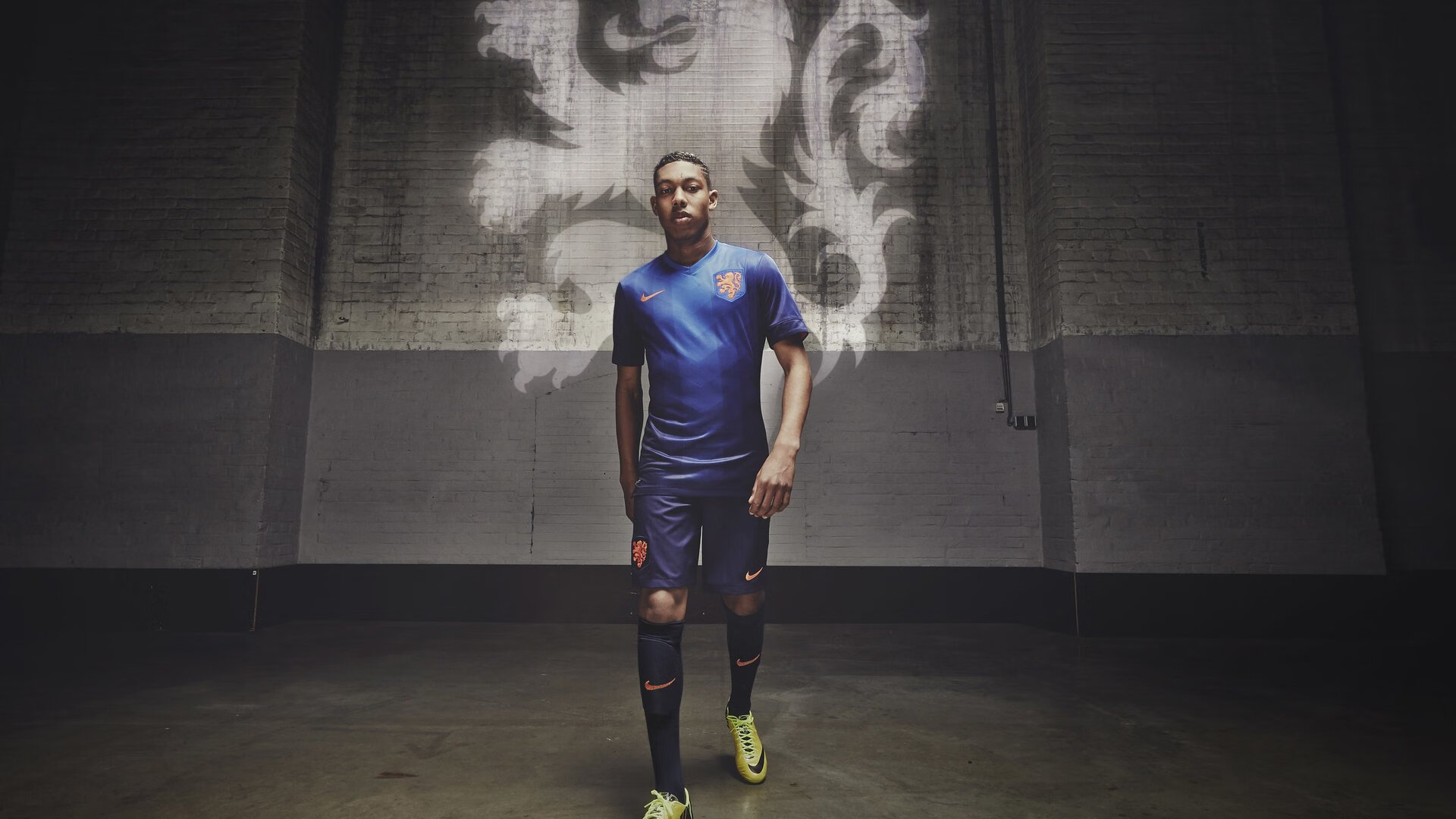 青训营主打位置专项课分组教学提升球员专项技能效率，青训队啥意思